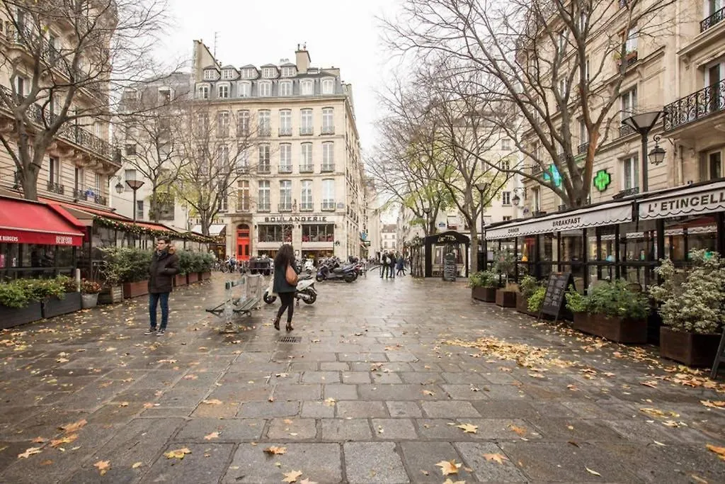 Charming Le Marais Retro * Paris